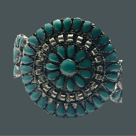 Native American Sterling Silver Hand Made Turquoise Cluster Cuff Bracelet - Picture 5 of 9